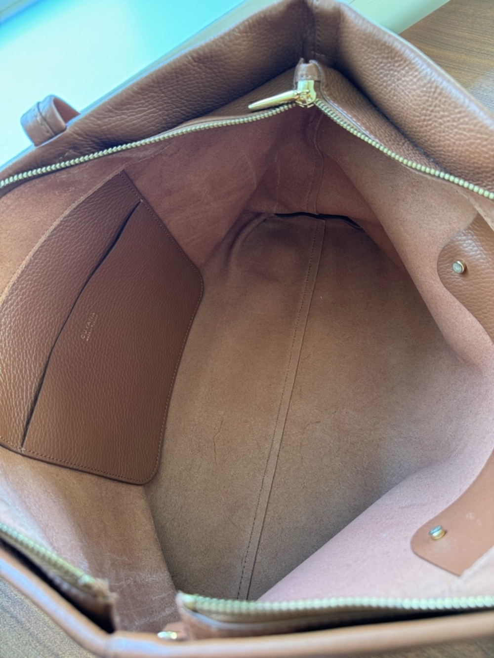 Cuyana Zipper Tote - Picture 3 of 11
